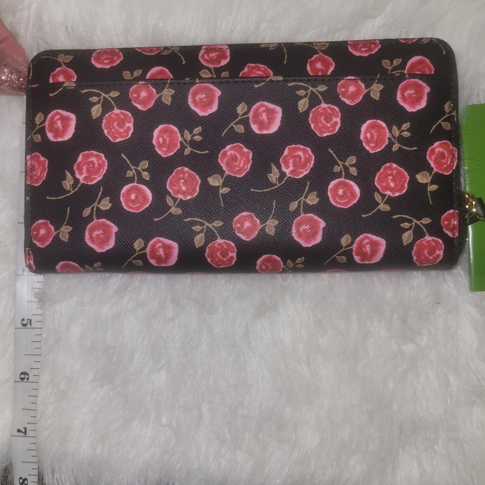 Kate Spade wallet - Picture 5 of 8